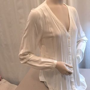 Lauren Conrad blouse,very feminine,off white sizeM